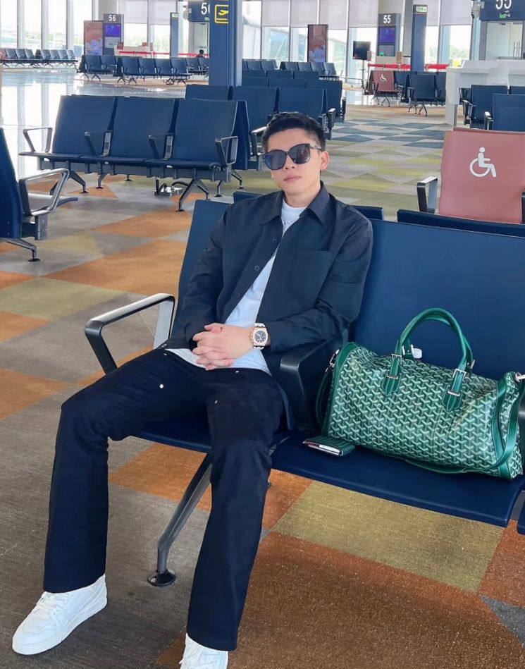 GOYARD TRAVELING BAG 
COPY ONE NEW CAME 
160 dhs✅

Zain39
♥️♥️♥️