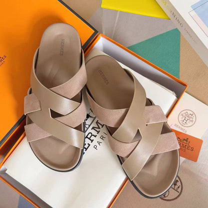 Hermes
Size 40-45 
110 dhs🪙🖤

Zain132
♥️♥️♥️
