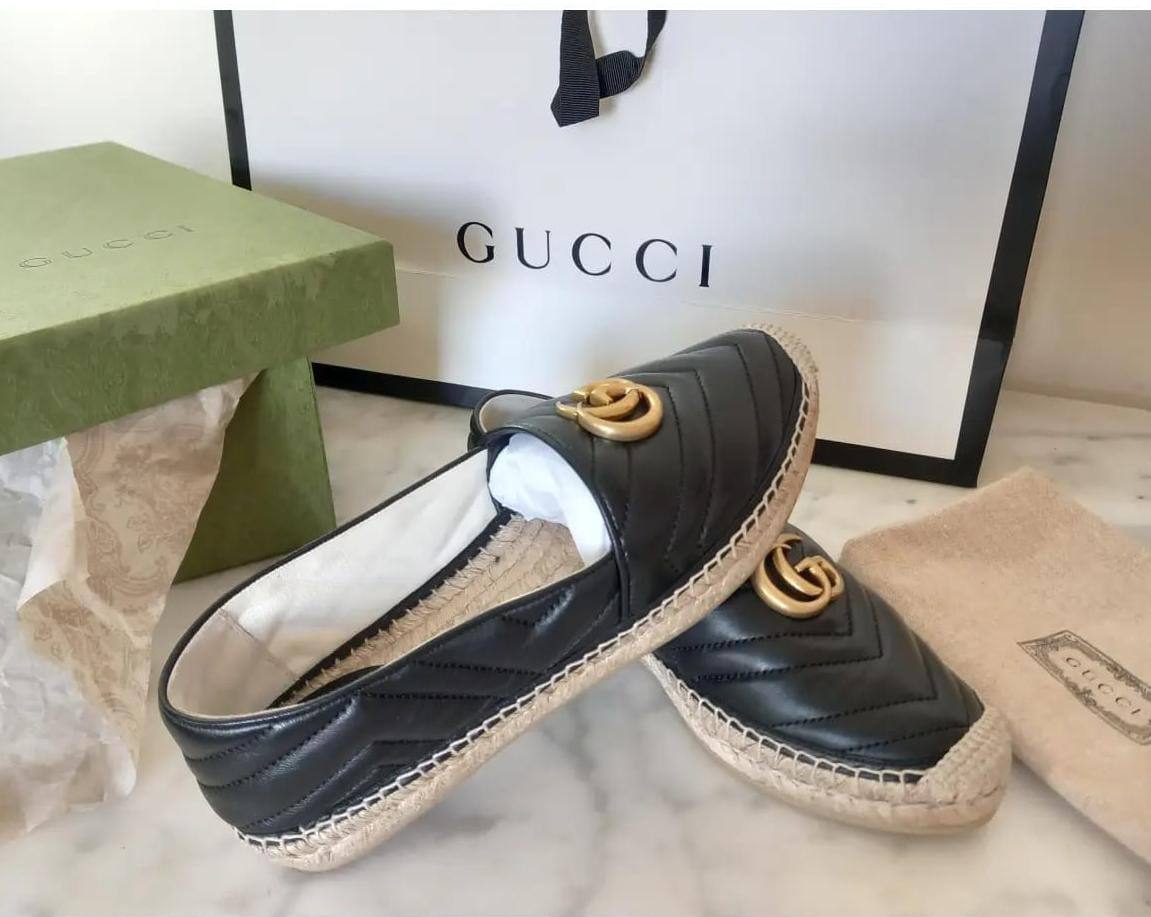 GUCCI 

280 dhs🌺
*SIZE  36   TO   42*

Zain224
♥️♥️♥️