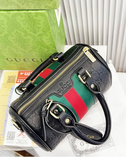 Gucci
105 dhs🪙🌨️ 
high quality  
33Cm

Zain26
♥️♥️♥️