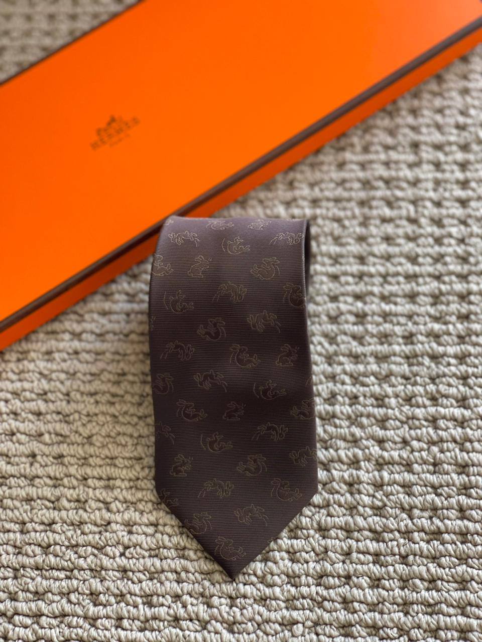 HERMES
TIE
*New Collection*
*Master Quality*
180 dhs💓

Zain179
♥️♥️♥️