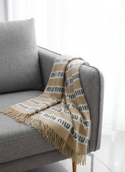 𝗔𝗩𝗔𝗜𝗟𝗔𝗕𝗟𝗘 𝗦𝗖𝗔𝗥𝗙‼️

WINTER's SCARF 🧣🧣
ᴄᴏᴛᴛᴏɴ ᴍᴀᴛᴇʀɪᴀʟ
LONG ᴛᴀssᴇʟ
sɪᴢᴇ : 190 x 65 cm

45 dhs🪙🌨️

Zain31
♥️♥️♥️