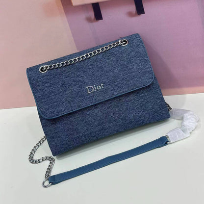 DIOR

best quality 
without box

100 dhs🇦🇪🇦🇪🇦🇪

size29CM

Zain290
♥️♥️♥️