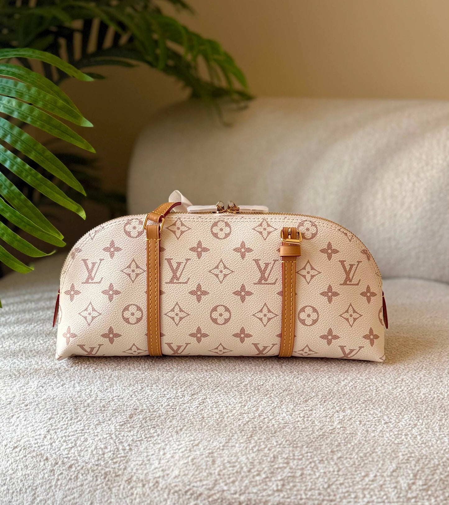Louis Vuitton
    
            🍂 🩵🤍 🍂
For Price 👇 WhatsApp✅
0568585901 
0507557372
0552275751 Owner Zain 👌

Zain246
♥️♥️♥️