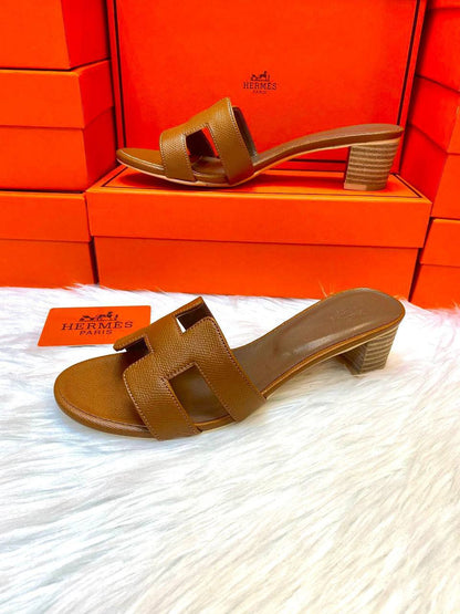Hermes Heel 
New Arrived, 
Size 36 To 41
100 dhs🪙🖤

Zain120
♥️♥️♥️