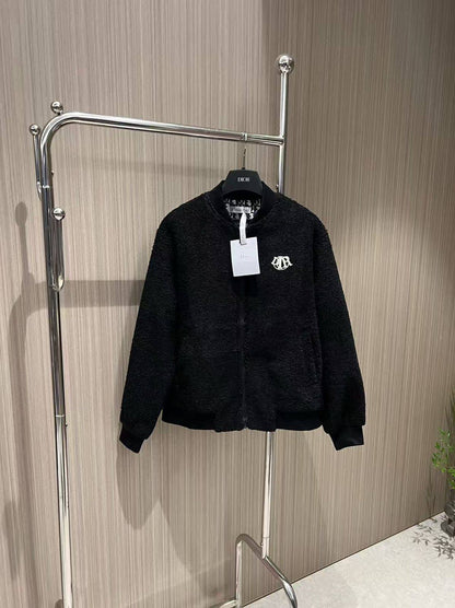 *New collections 💕💕    
280 dhs❣️
*good  quality  
*Sizes:S M L 
*AVAILABL

Zain231
♥️♥️♥️