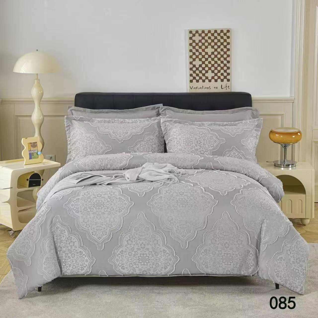 New collection 💥💥💥
Normal 
Embroidered 
Comfort set 
King size comfort 6pcs set 
140 dhs❣️

Zain99
♥️♥️♥️