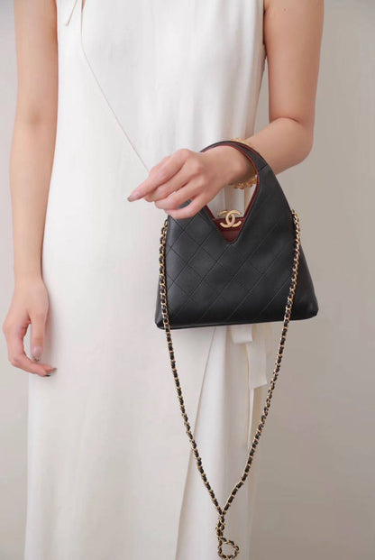 Chanel

150 dhs🇦🇪🇦🇪

Zain35
♥️♥️♥️