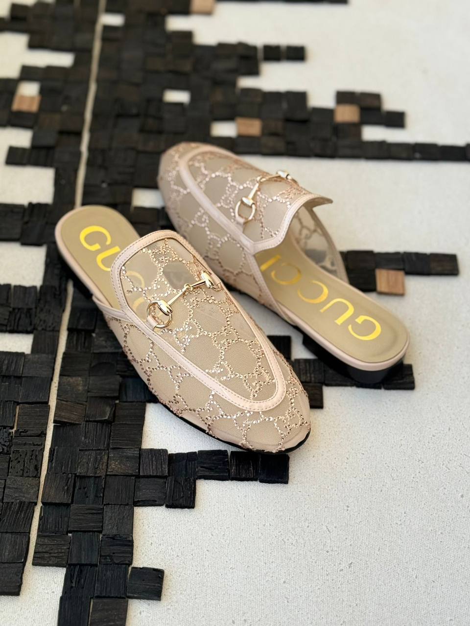 GUCCI
*Super Master*
𝗦𝗶𝘇𝗲 𝟯𝟲 𝘁𝗼 𝟰𝟭 
450 dhs✅

Zain178
♥️♥️♥️