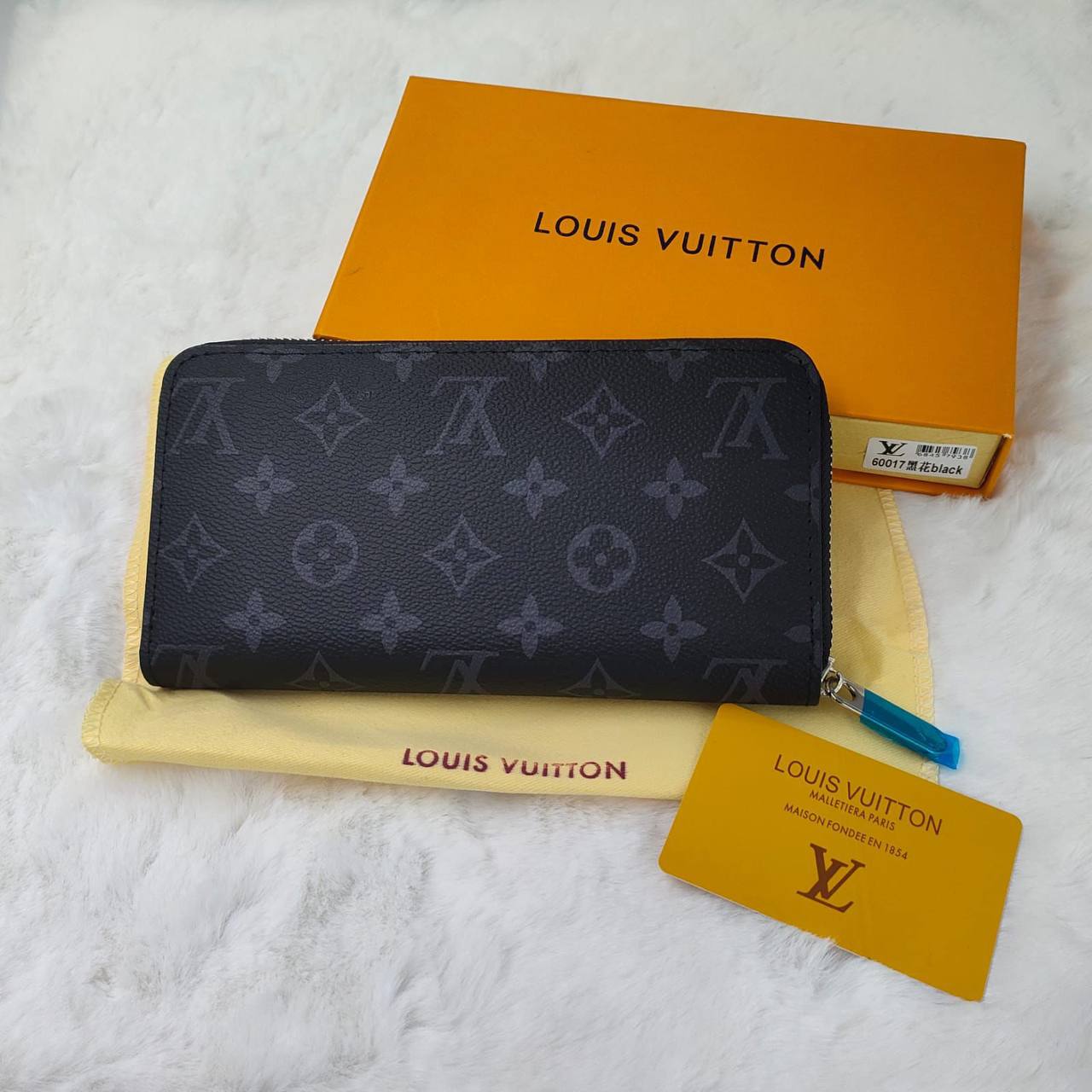 Wallets

35 dhs✅

with box
🎁🎁🎁

Zain40
♥️♥️♥️