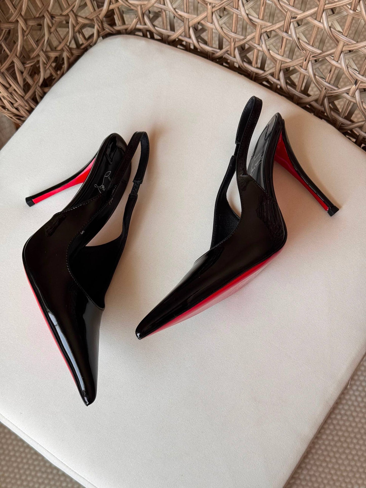LOUBOTIN
👠 36–41
💎 Premium Quality
🔥 Super Master
450 dhs🇦🇪🇦🇪

Zain198
♥️♥️♥️