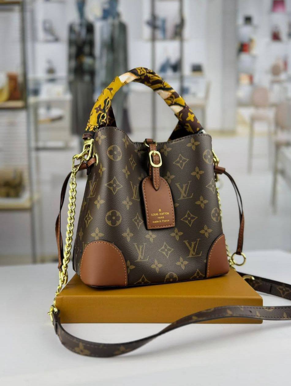 AVAILABLE
BAGS 
Fendi
Lv
Guccii

WITH BOX 🎁 
100 dhs🇦🇪🇦🇪


Zain169
♥️♥️♥️