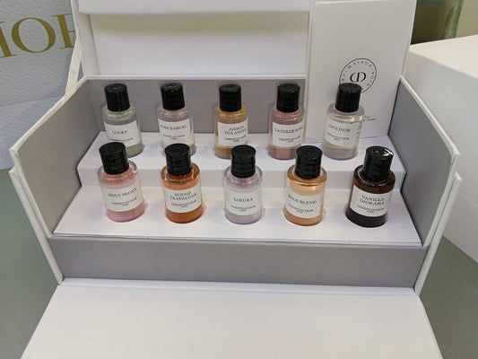 DIOR 10in1 SET
130 dhs✅
(7.5 ml each)

Zain01
♥️♥️♥️