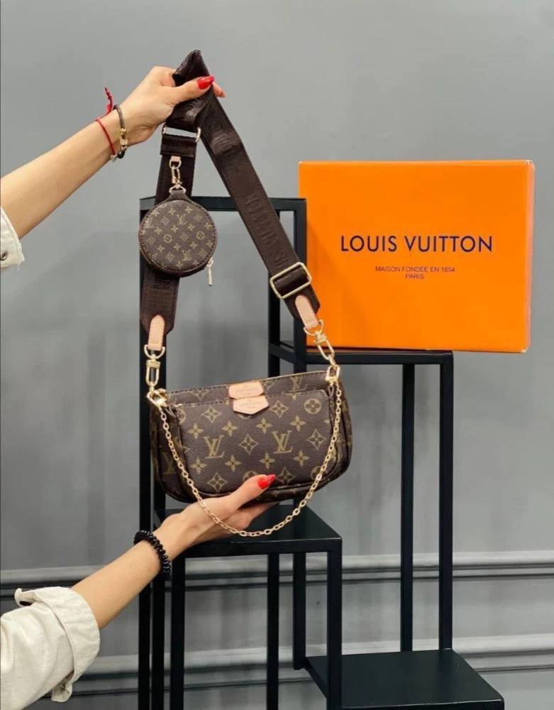 LV

Best quality 
with box
105 dhs🇦🇪🇦🇪


size 24CM


Zain290
♥️♥️♥️