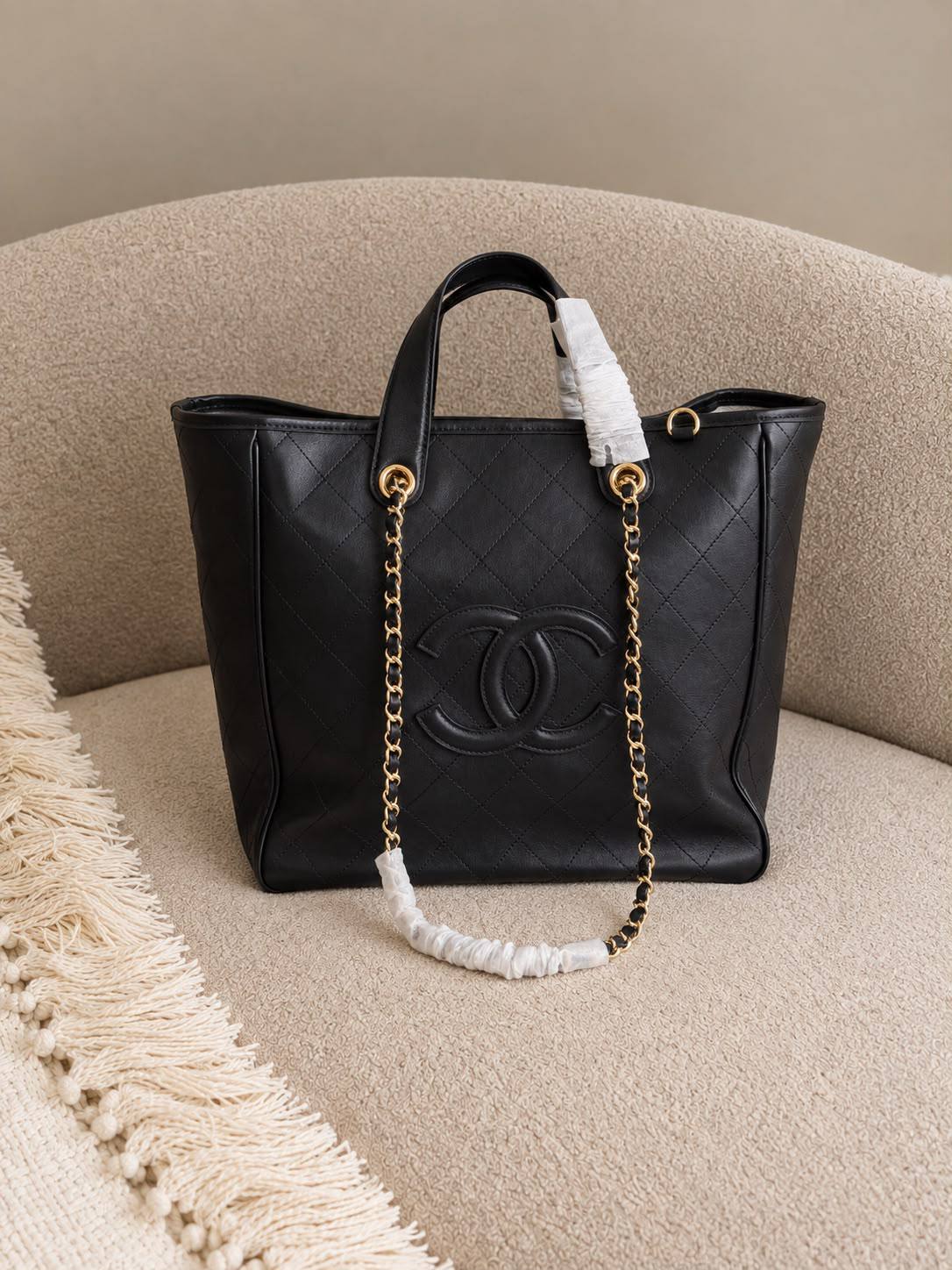 Chanel
SUPER MASTER QUALITY 
AVAILABLE 

For Price 👇 WhatsApp✅
0568585901 
0507557372
0552275751 Owner Zain 👌

Zain322
♥️♥️♥️