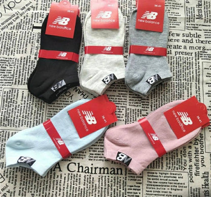 Socks
One packet
35 dhs✅

Zain93
♥️♥️♥️
