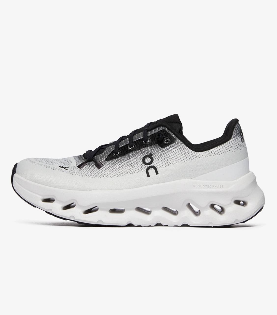 ON Cloudtilt ‘Black/White’ 🤍🖤
36-45 AVAILABLE 🤩
210 dhs🗽

Zain242
♥️♥️♥️