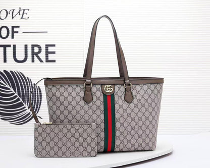 Gucci
2in1
95 dhs❣️

Zain143
♥️♥️♥️