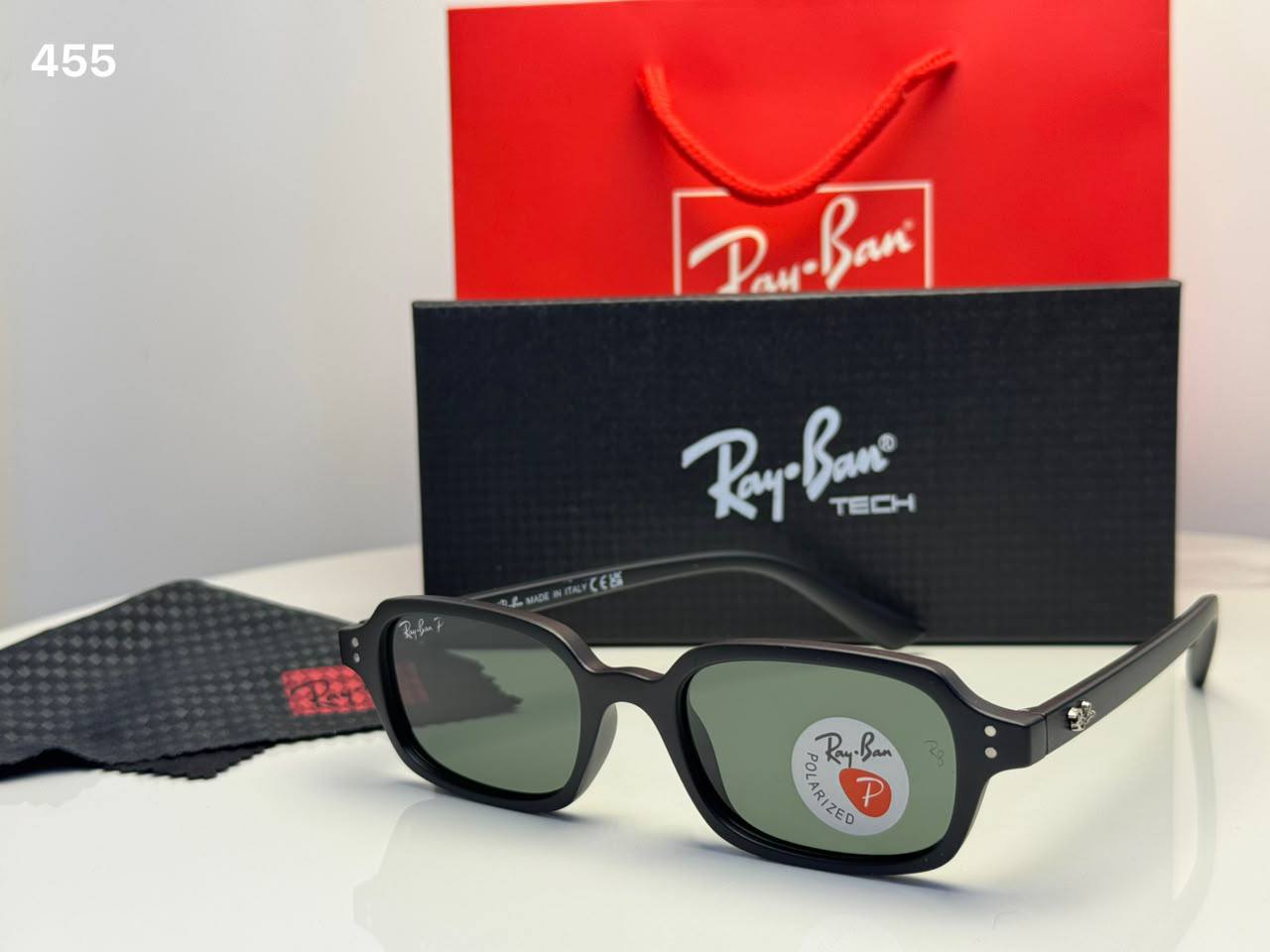 Ray Ban
55 dhs🇦🇪🇦🇪

Zain182
♥️♥️♥️