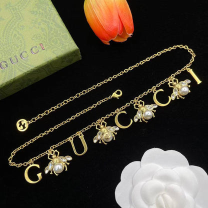 Gucci Set* 🌿
Necklace 
1 Earrings 
Bracelet 
Brooch 🦋
*Master Quality* 💐

*185 dhs🪙💕* AED normal box

Zain48
♥️♥️♥️