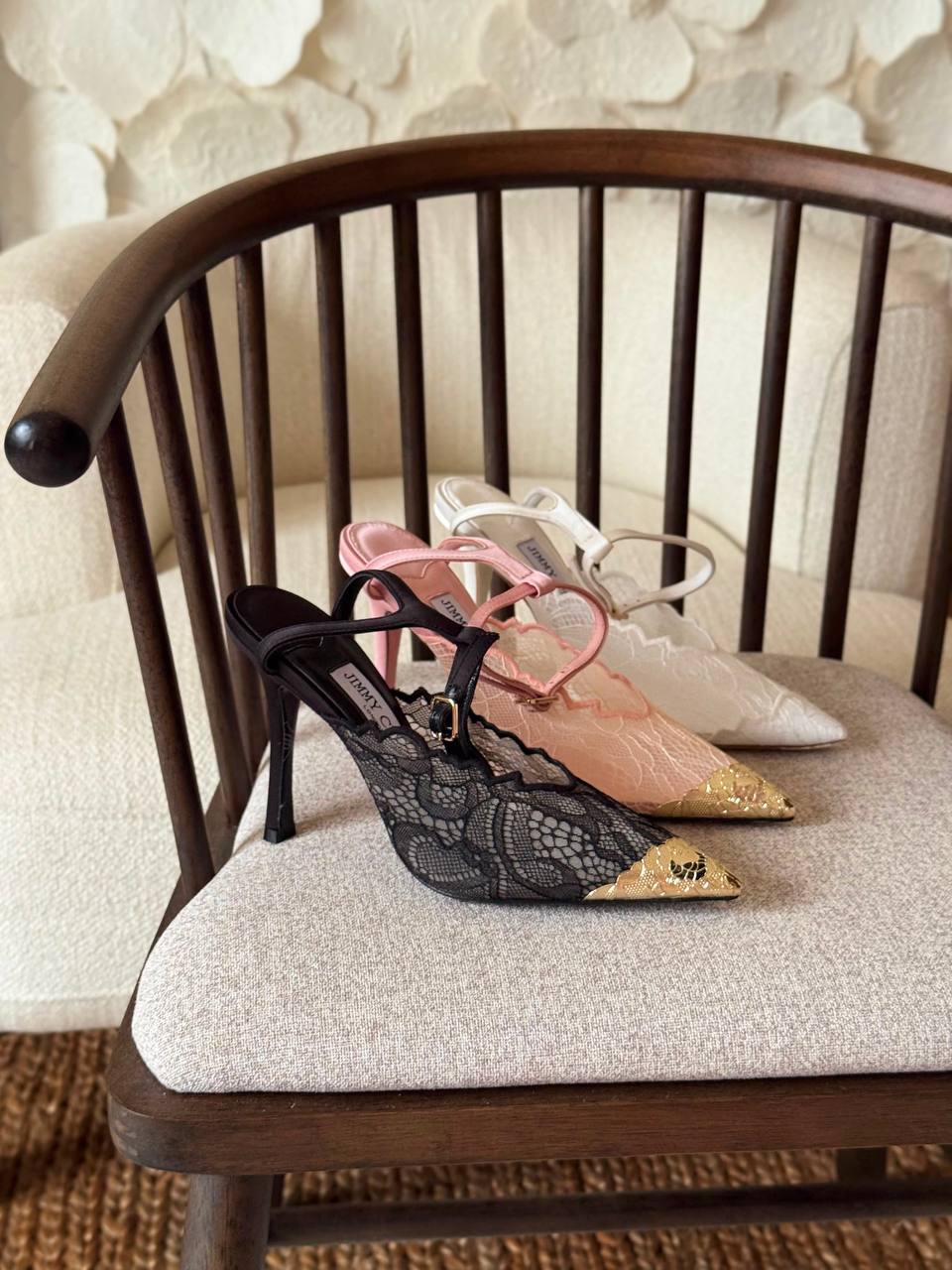 Jimmy Choo
𝑨𝑨𝑨 𝑸𝑼𝑨𝑳𝑰𝑻𝒀
𝑺𝑰𝒁𝑬 {35 𝒕𝒐 42}
490 dhs🇦🇪🇦🇪

Zain81
♥️♥️♥️