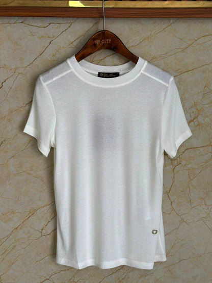LORO PIANA
Women’s Tshirt 
Master Quality 
SML
320 dhs🇦🇪🇦🇪

Zain276
♥️♥️♥️