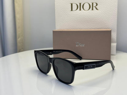 Dior
Gucci 
Miumiu
Celine
65 dhs🇦🇪🇦🇪

Good quality 
Zain182
♥️♥️♥️