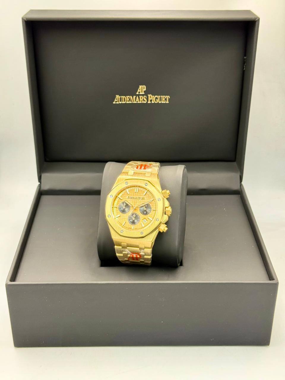 AP Men
*Master quality*🔥
330 dhs❣️

Zain08
♥️♥️♥️