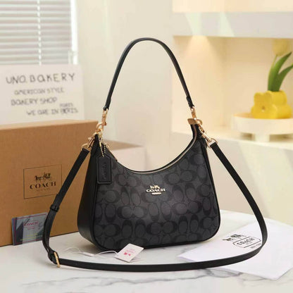 COACH 
HIGH QUALITY 
WITH BOX 
120 dhs🇦🇪🇦🇪

Zain39
♥️♥️♥️