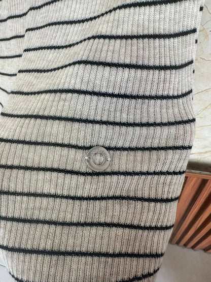 LORO PIANA
Women’s Cashmere Top 
Master Quality 
SML
300 dhs🇦🇪🇦🇪

Zain276
♥️♥️♥️