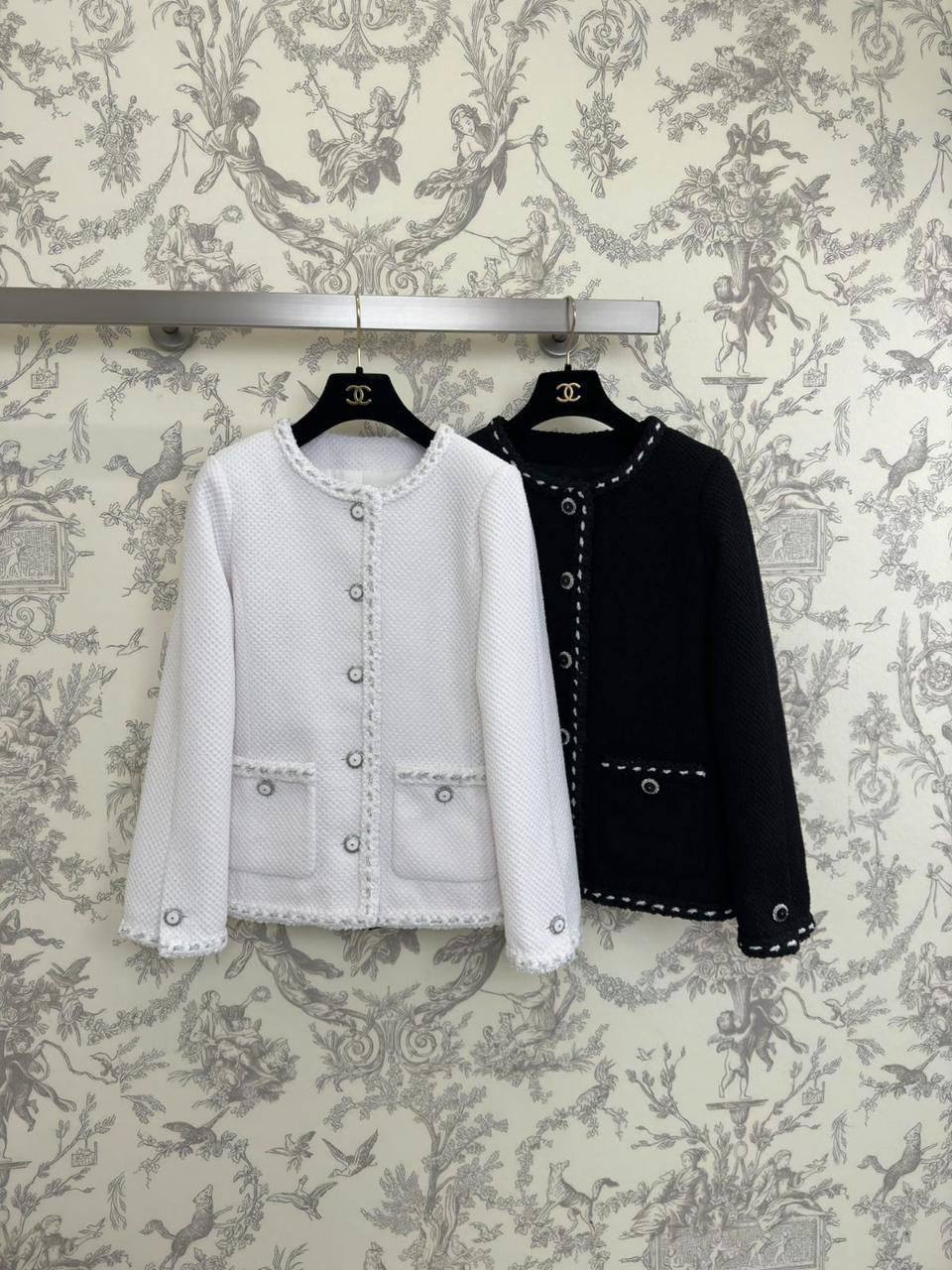 *New collections*                                                
CHANEL
*Super Master quality*
*Sizes: S M L XL* 
860 dhs✅

Zain308
♥️♥️♥️