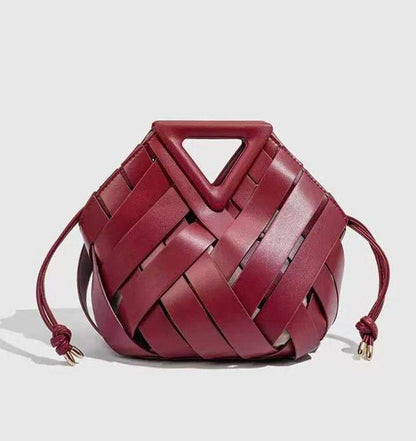 BOTTEGA RESTOCK HIGH QUALITY 
120 dhs🇦🇪🇦🇪

Zain295
♥️♥️♥️