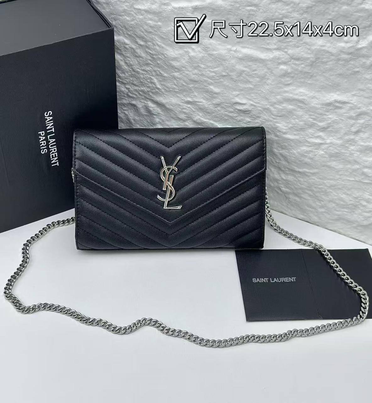 YSL Master
22.5cm 🫶🏼 
240 dhs❣️

Zain228
♥️♥️♥️