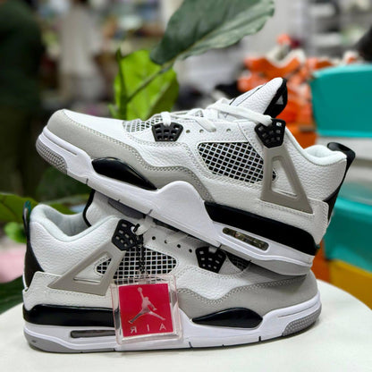 N Air
Size 40 to 45  
105 dhs🇦🇪

Zain27
♥️♥️♥️