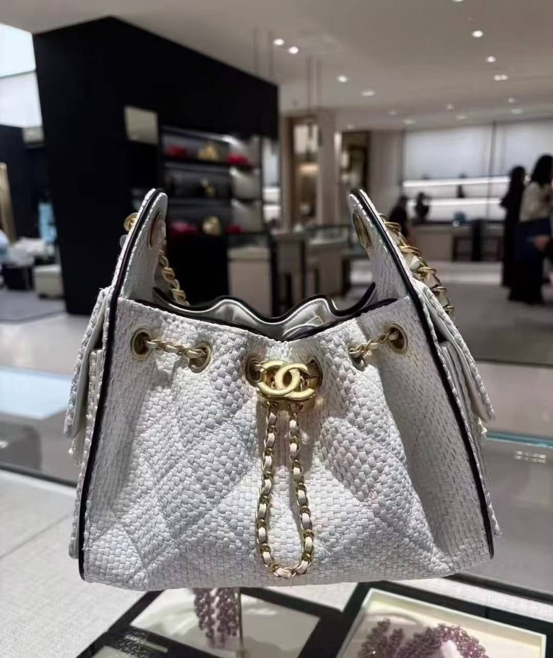 Chanel 25 Hobo bag
 is crafted❤️❣️
Only original Quality 💯💯
For Price 👇 WhatsApp✅
0568585901 
0507557372
0552275751 Owner Zain 👌

Zain71
♥️♥️♥️