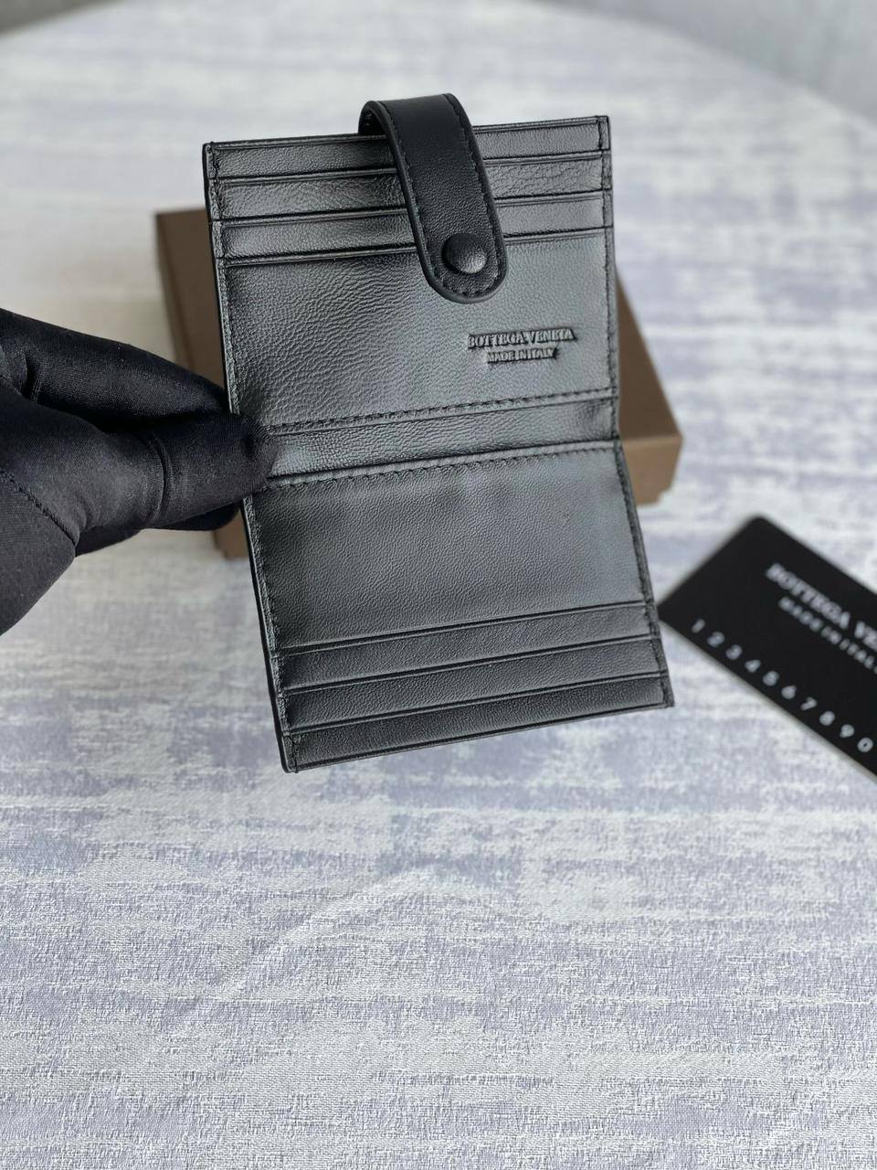 😇*BOTTEGA VENETA*😇
*wallet*
*Master quality*
250 dhs🪙🖤

Zain179
♥️♥️♥️