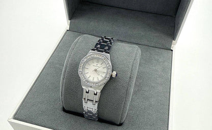 Mini size ladies watch 
55 dhs🪙🌨️

Zain45
♥️♥️♥️