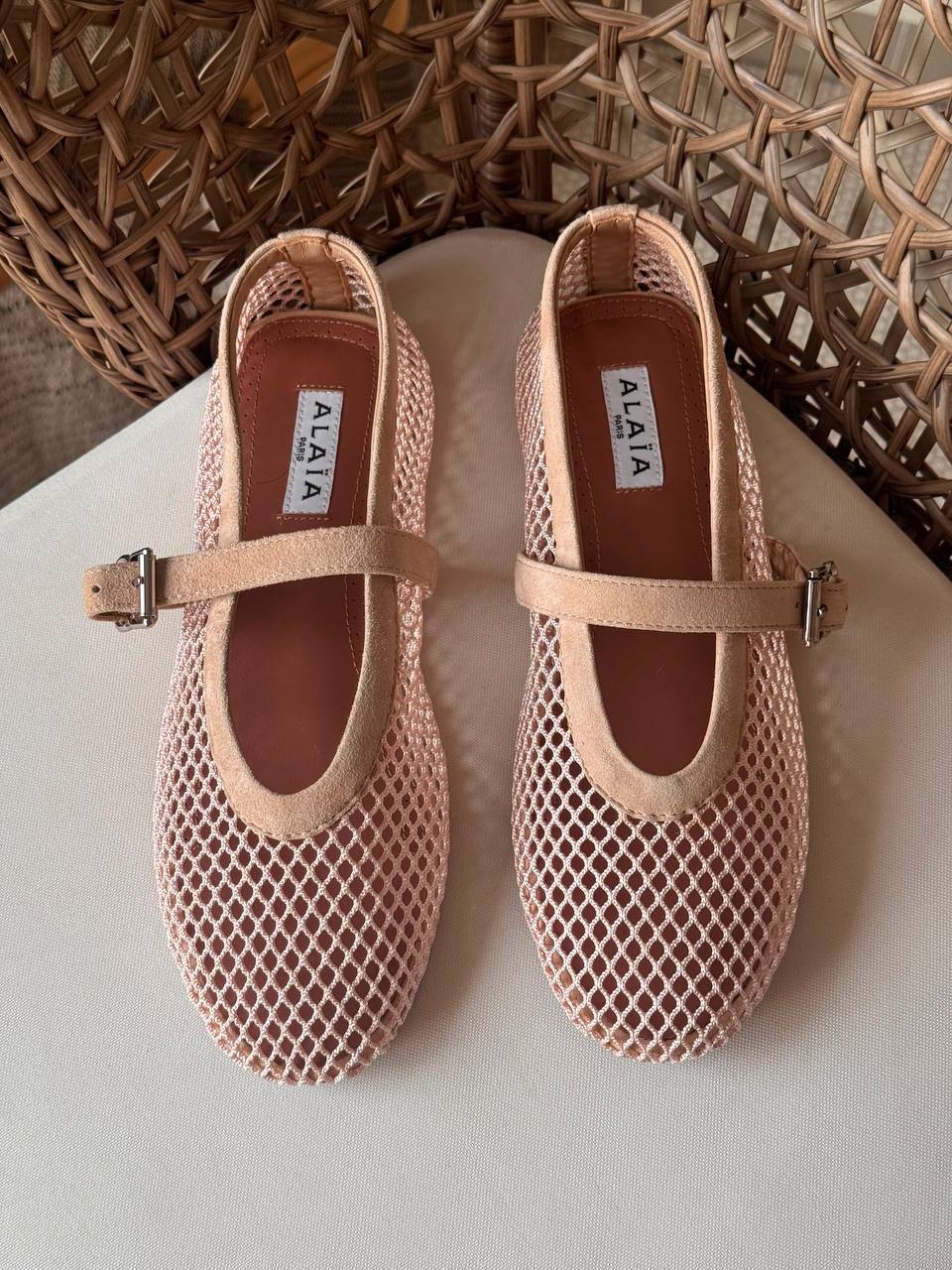 ALAIA 
✨ New Collection
👠 36–41
💎 Premium Quality
🔥 Super Master
450 dhs✅

Zain198
♥️♥️♥️