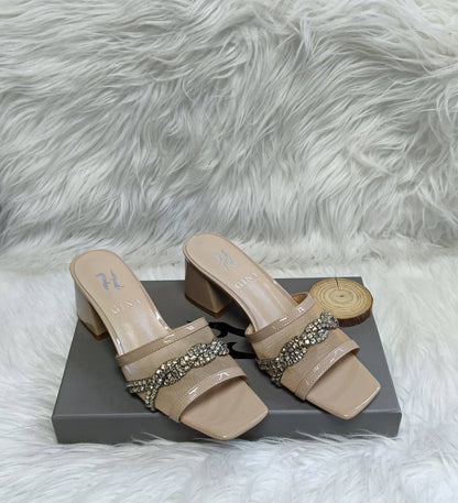 TWINSET 
65 dhs💓
Size 36-41

Zain161
♥️♥️♥️