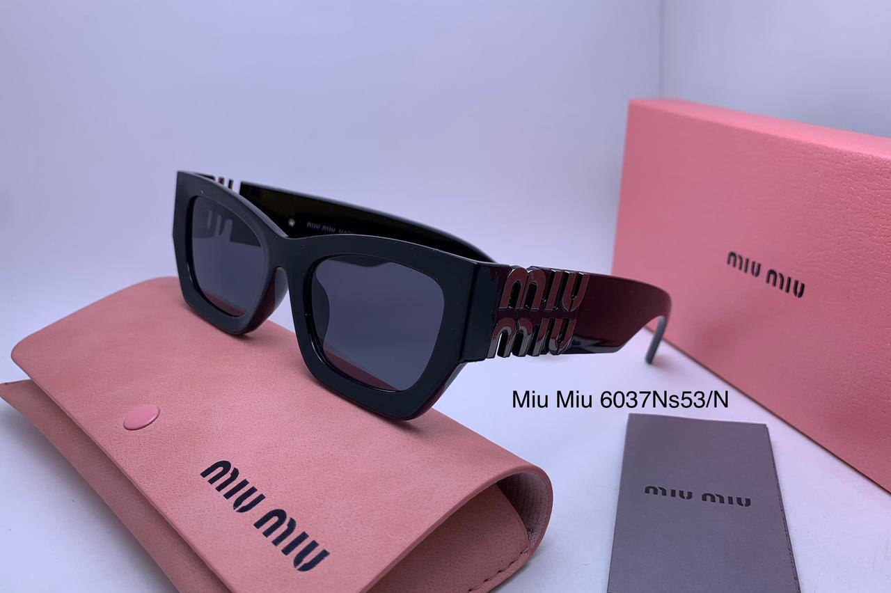 Miu Miu
70 dhs🇦🇪

Zain126
♥️♥️♥️