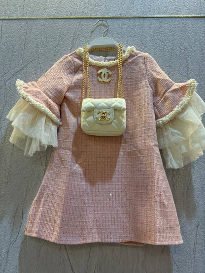 Chanel
2-10y 
180 dhs💓

Zain151
♥️♥️♥️