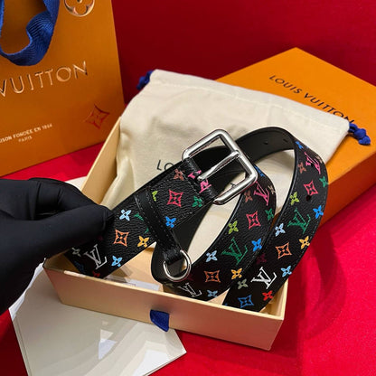 LV
💜*Master quality*💜
300 dhs🪙💚

Zain160
♥️♥️♥️