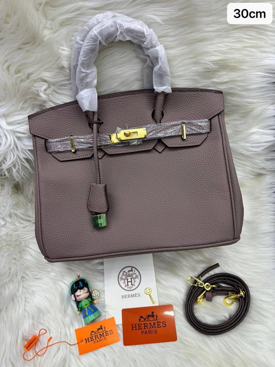 Offer sale

Hermes Birkin
First quality

Size : 35 ~ 30 *25  cm
85 dhs🇦🇪🇦🇪

Zain115
♥️♥️♥️