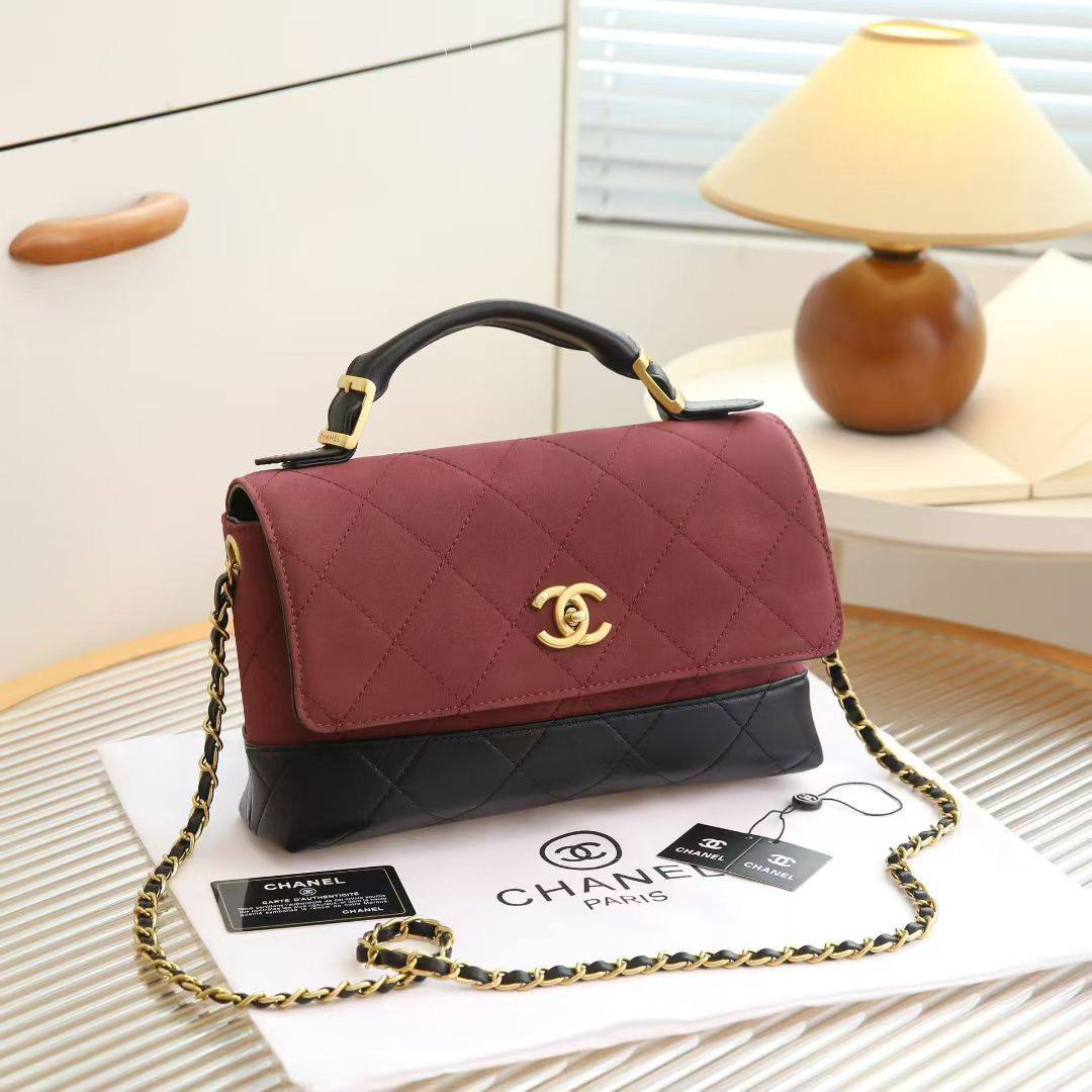 Chanel
90 dhs🪙🌨️

Zain129
♥️♥️♥️