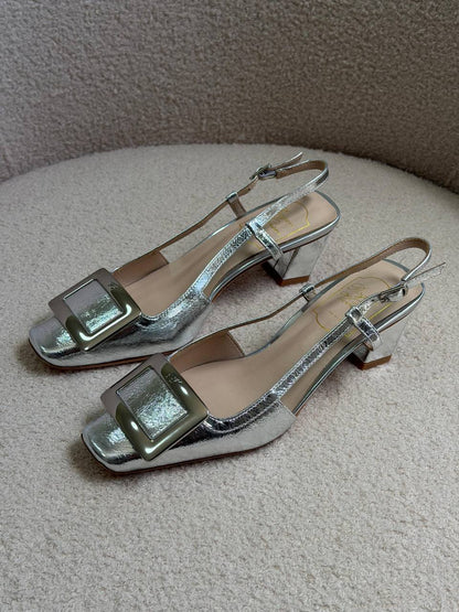 Roger Vivier
𝐑𝐎𝐆𝐄𝐑 𝐕𝐈𝐕𝐈𝐄𝐑
𝐕𝐈𝐏 𝐐𝐔𝐀𝐋𝐈𝐓𝐘
𝐒𝐈𝐙𝐄 {35 𝐭𝐨 42} 
470 dhs✅

Zain81
♥️♥️♥️