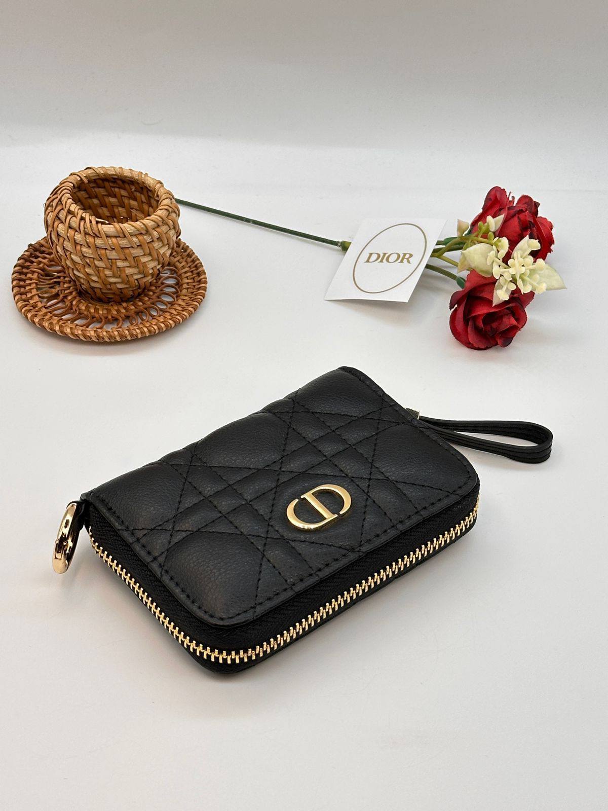 💝  *Dior*💝
💝*Super Master*💝
280 dhs🪙🌨️

Zain275
♥️♥️♥️