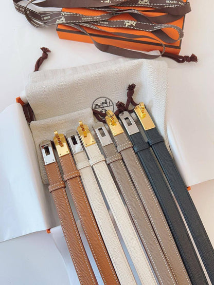 Hermes Belt
With box
60 dhs✅

Zain93
♥️♥️♥️
