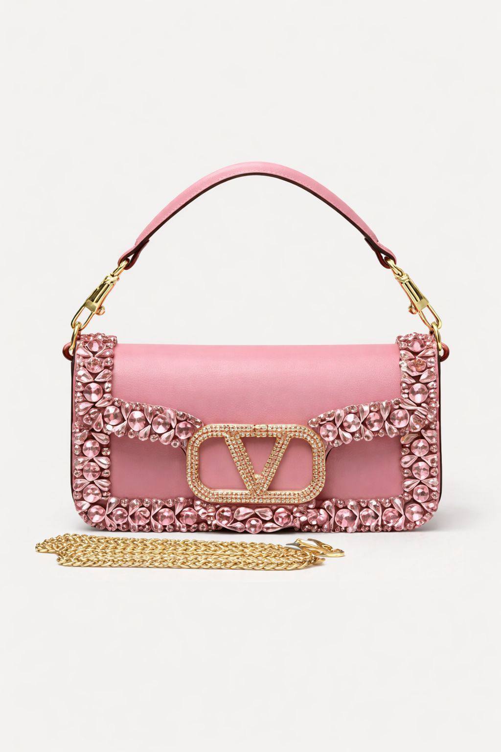 VALENTINO
 COPY ONE NEW CAME 

WITH BOX 
🎁🎁🎁

190 dhs❣️
Size:25cm

Zain39
♥️♥️♥️