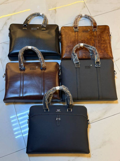LAPTOP 💻 bags
110 dhs✅
Size 38cm

Zain200
♥️♥️♥️