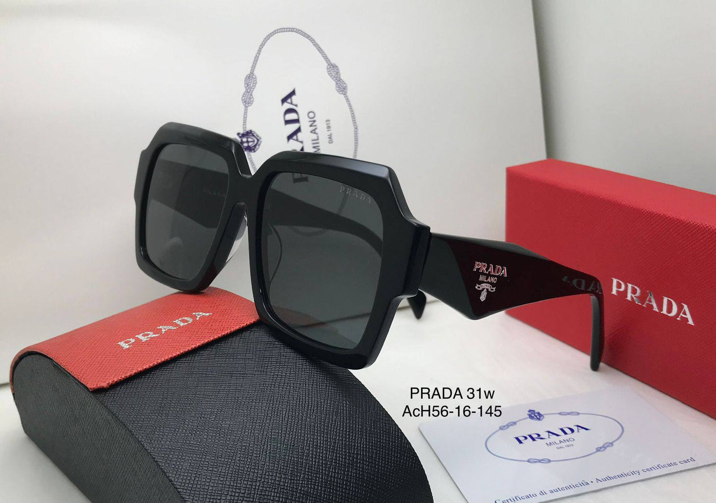 Prada
Master quality 
180 dhs🌺

Zain126
♥️♥️♥️